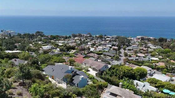 The coast from above — 31562 Mar Vista, Laguna Beach